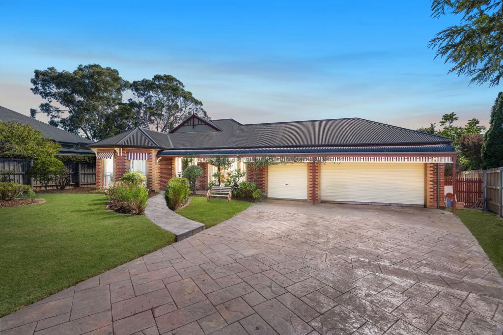 5 RUBY CL, ROWVILLE, VIC 3178