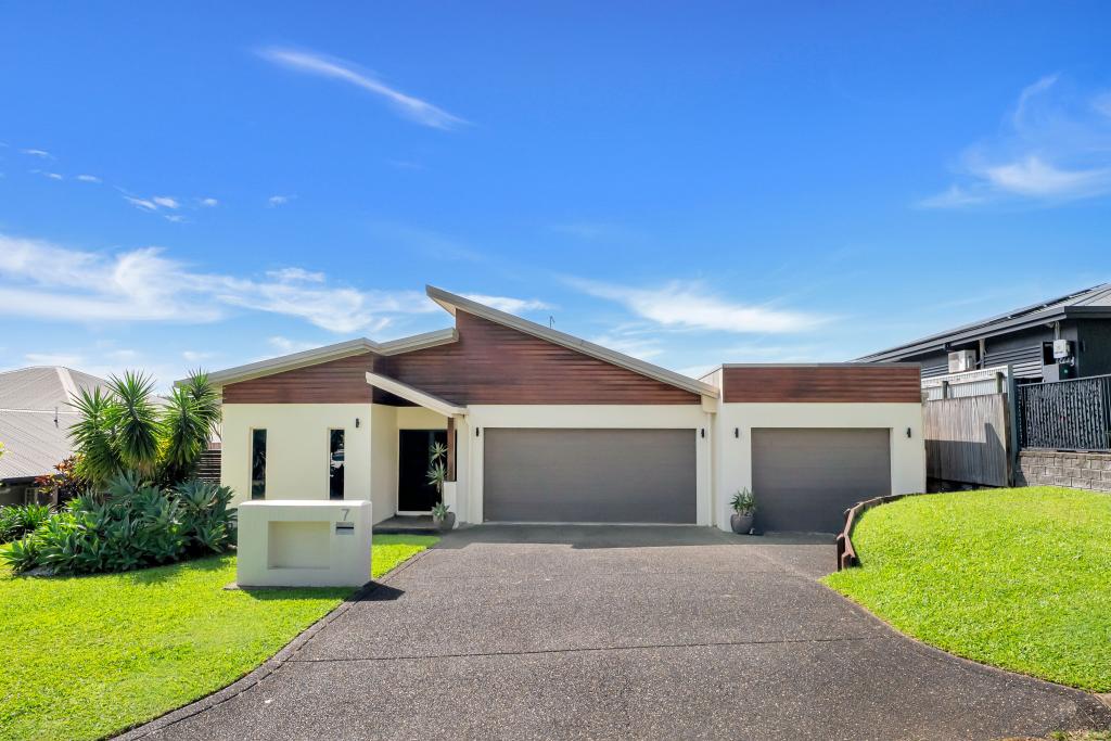 7 Emperor St, Kanimbla, QLD 4870