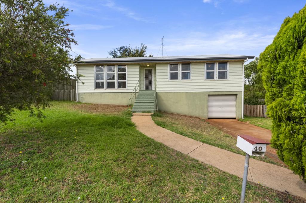 40 Poinciana St, Newtown, QLD 4350