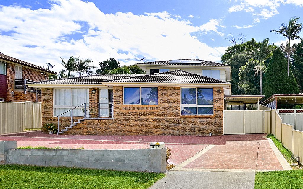 15 Crispsparkle Dr, Ambarvale, NSW 2560