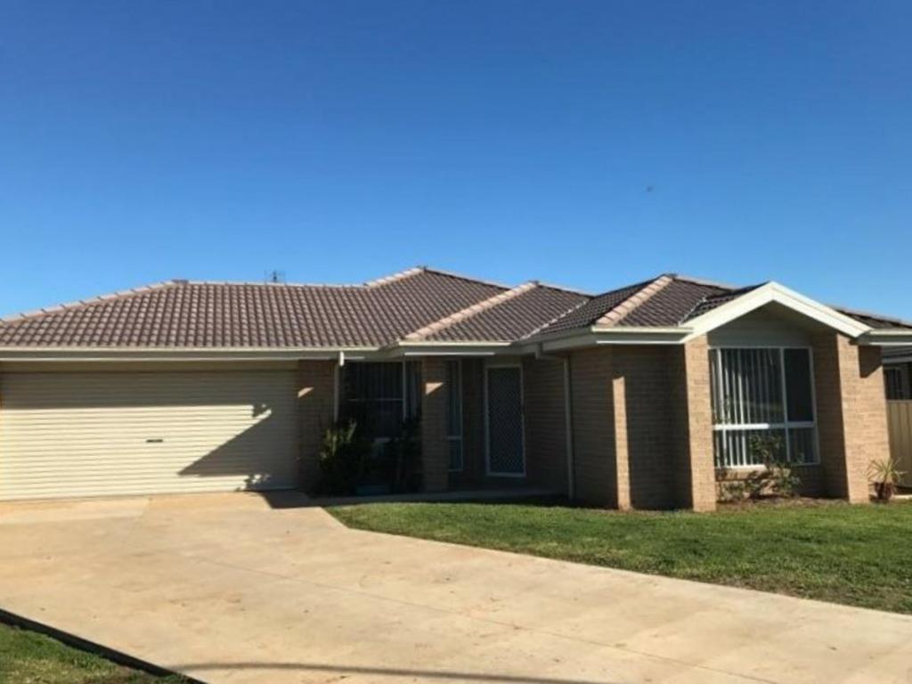 30 Tulipwood Cres, Oxley Vale, NSW 2340