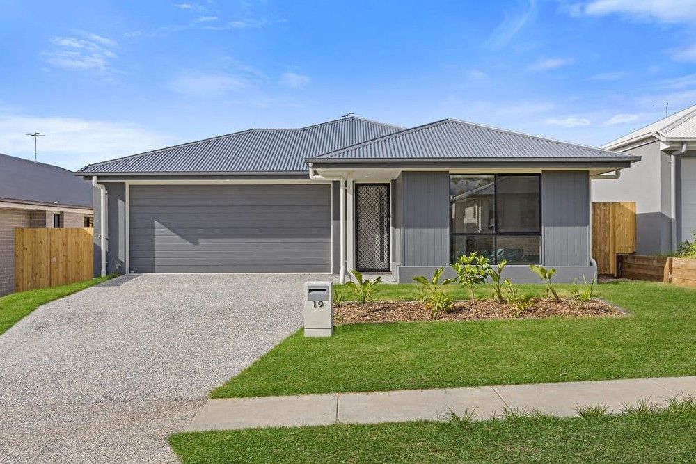19 Tulip Tree St, Park Ridge, QLD 4125