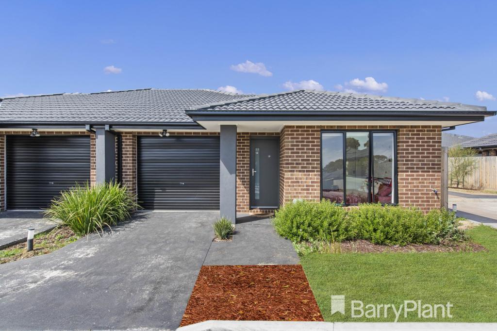 13 Toohey Cl, Melton South, VIC 3338