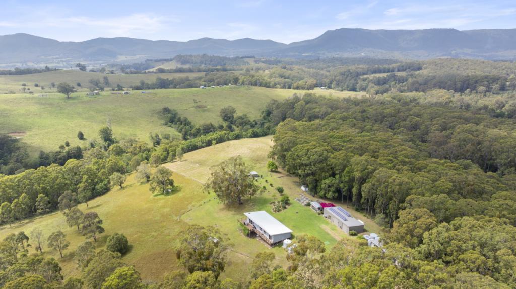 312 WOLLONG RD, QUORROBOLONG, NSW 2325