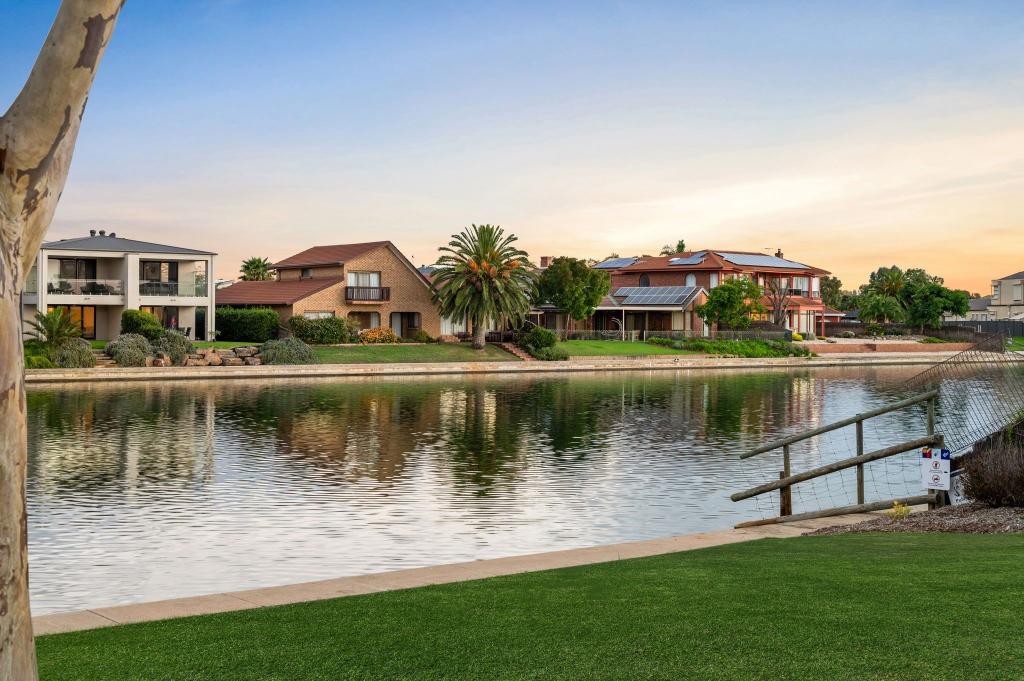 1 Honolulu Gr, West Lakes, SA 5021