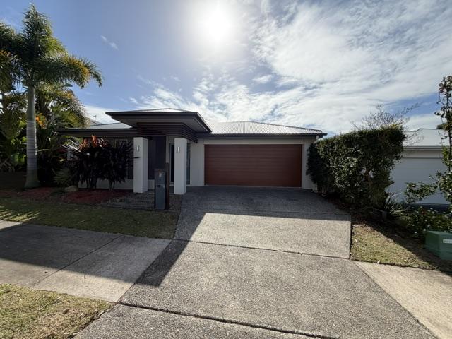 28 Forest Rd, Greenbank, QLD 4124