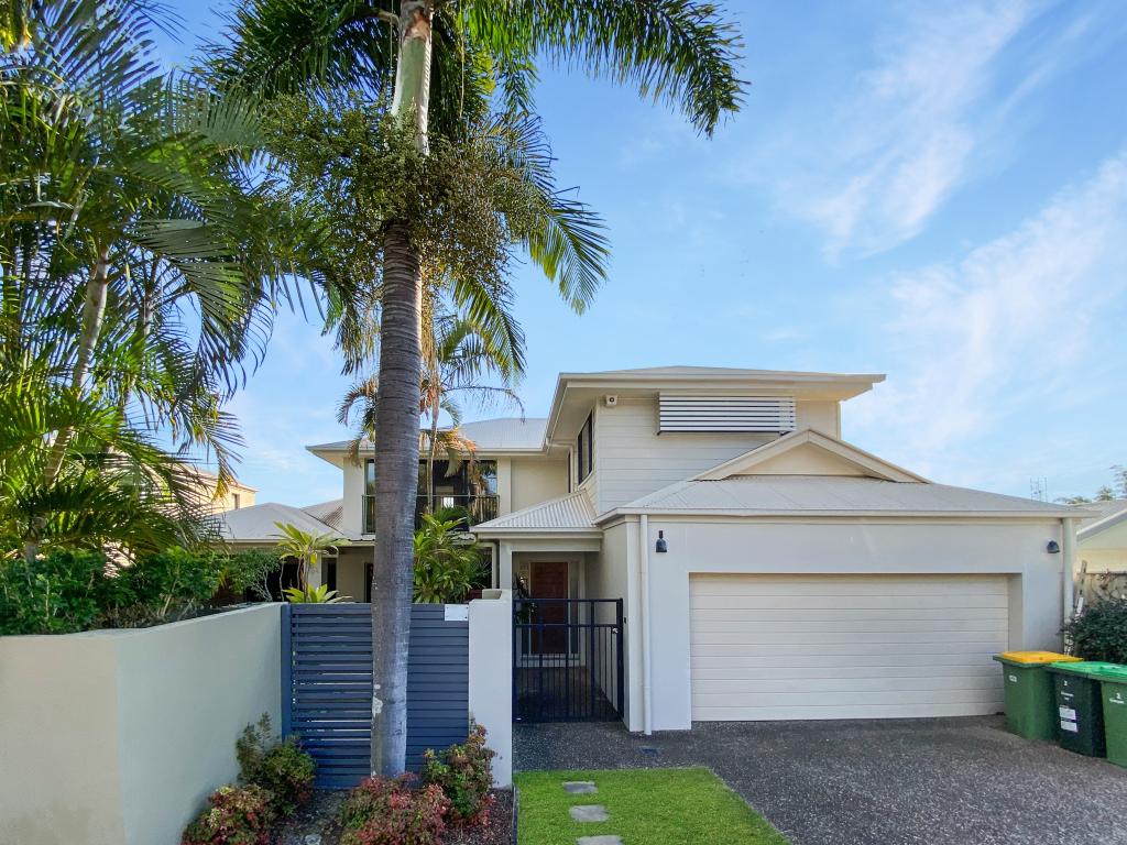 1/3 Harcourt Cres, Southport, QLD 4215