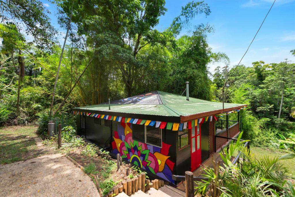 18 Rob Veivers Dr, Kuranda, QLD 4881