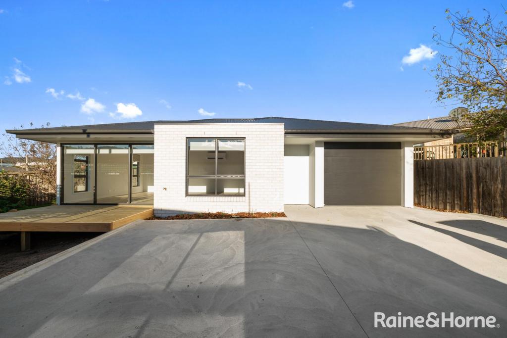 95A BASS ST, WARRANE, TAS 7018
