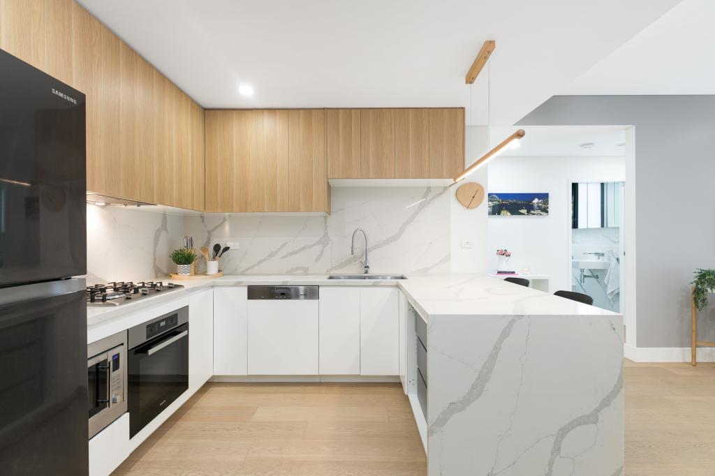 202/11 Hinkler Ave, Caringbah, NSW 2229