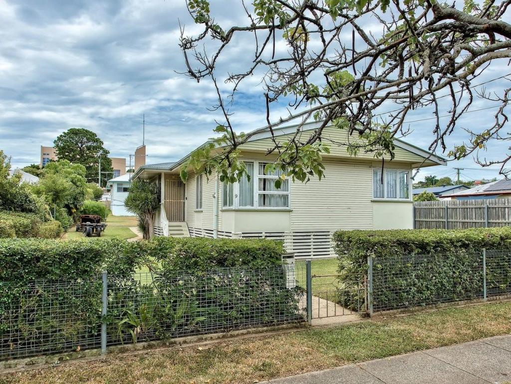 9 Quandeine St, Stafford, QLD 4053