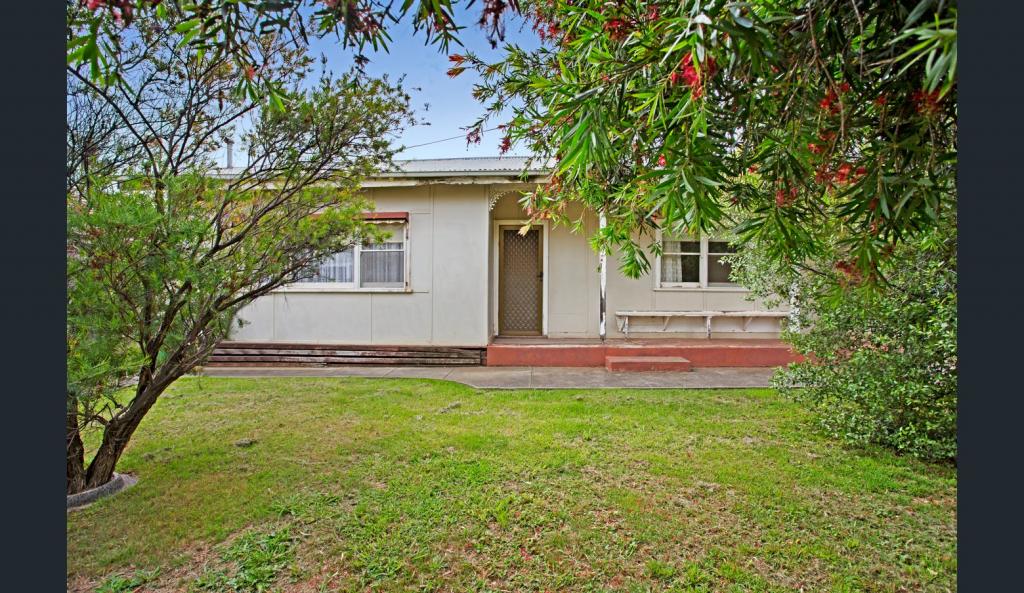 149 Evans St, Sunbury, VIC 3429