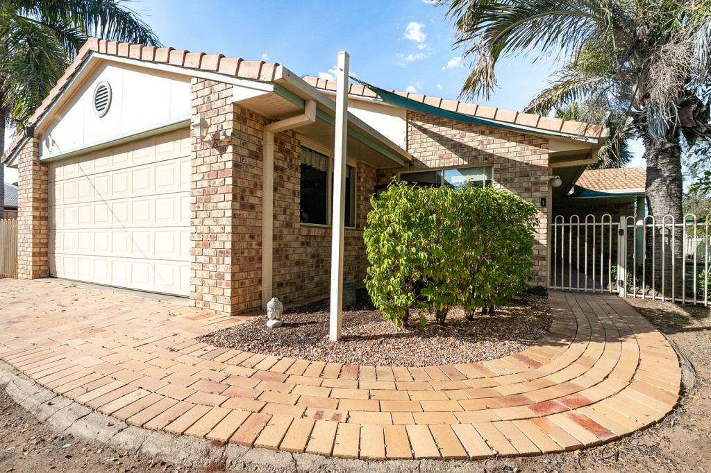 3 Crinum Cres, Emerald, QLD 4720