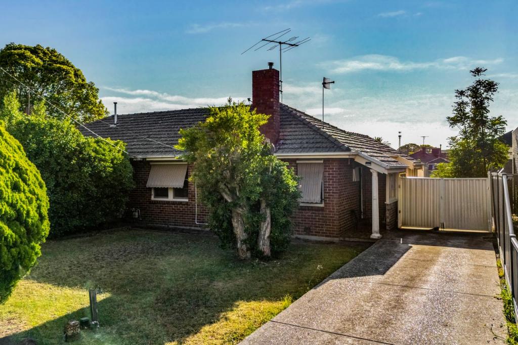 12 Armstrong St, Reservoir, VIC 3073