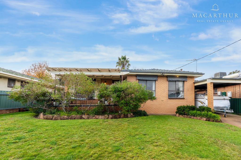 7 Buchhorn St, Tolland, NSW 2650