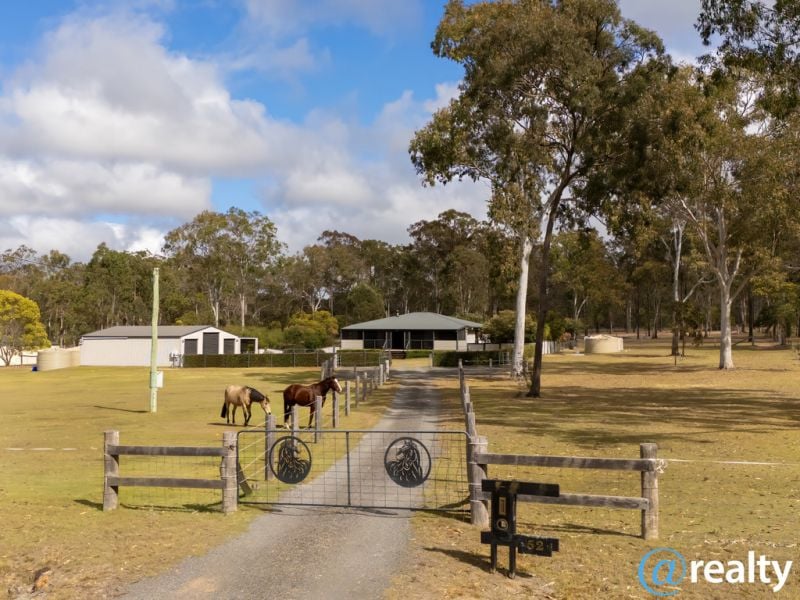 52 Tara Ave, Nanango, QLD 4615