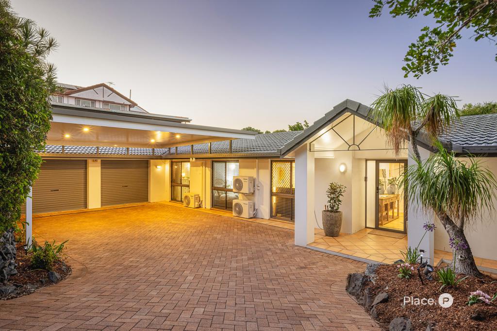3 Burke Ct, Mount Ommaney, QLD 4074