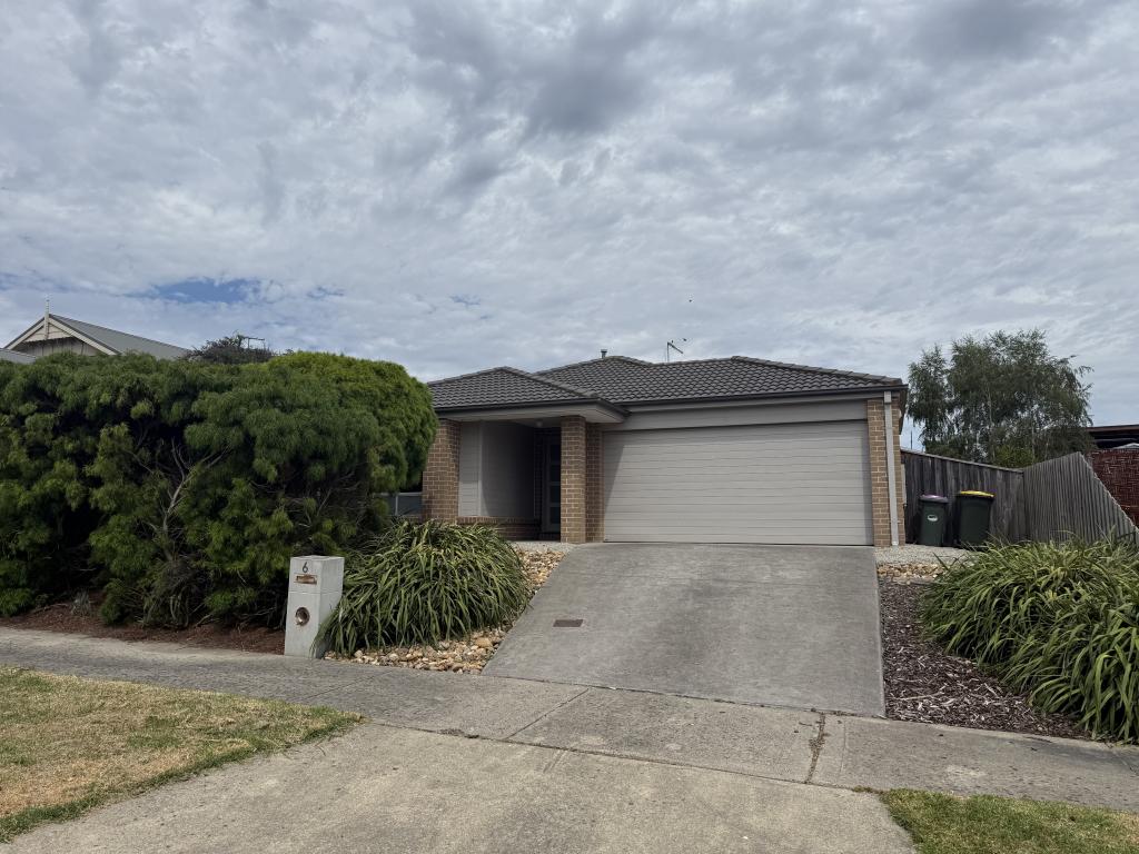 6 Bronte Ct, Drouin, VIC 3818