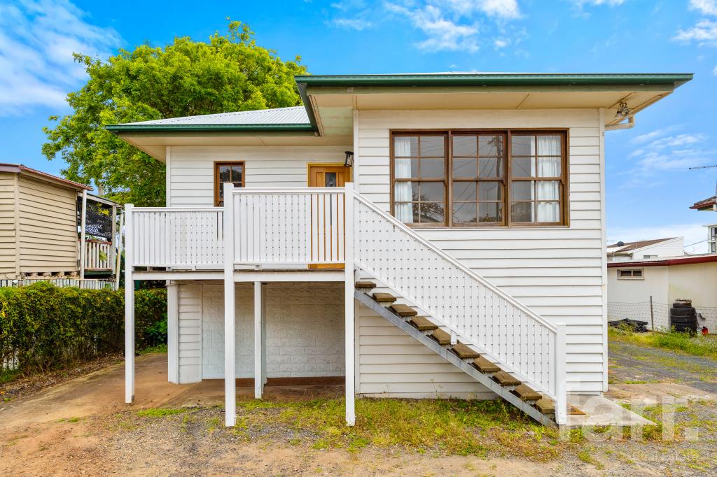 12 COLBURN AVE, VICTORIA POINT, QLD 4165