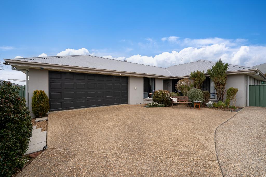17a Netherton Park Ave, Armidale, NSW 2350