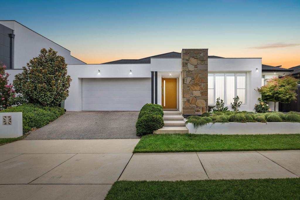 21 Glider Cres, Throsby, ACT 2914