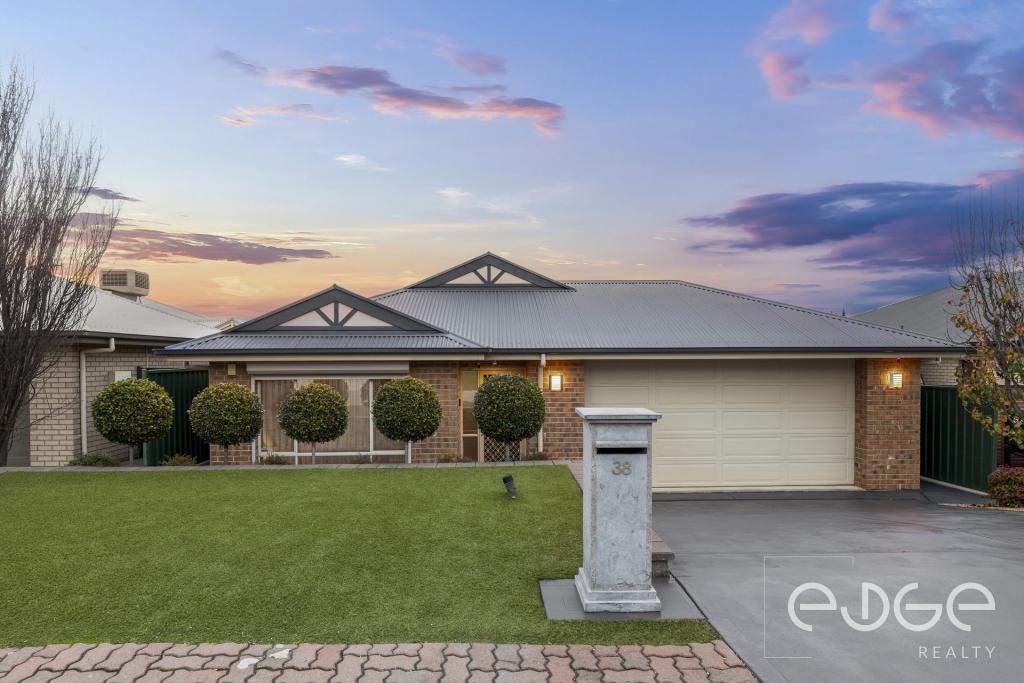 38 LIEBROOKE BVD, BLAKEVIEW, SA 5114