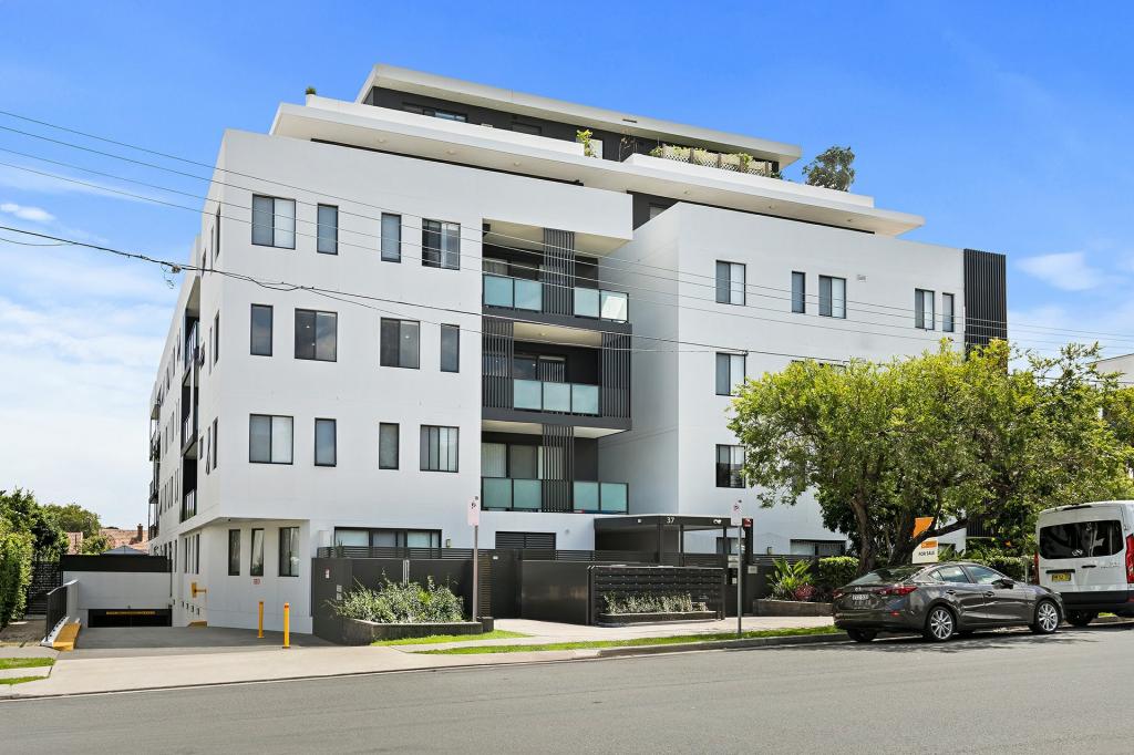 205/37 Leonard St, Bankstown, NSW 2200