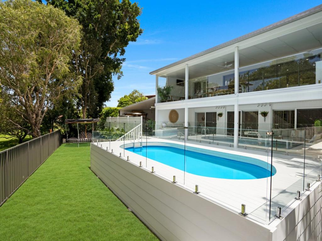 13 Terrace Ct, Merrimac, QLD 4226