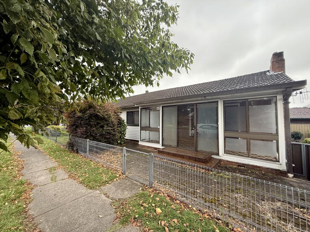 64 Musket Pde, Lithgow, NSW 2790