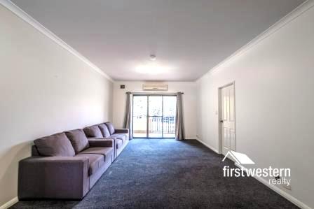 15/18 Kingsbury Rd, Joondalup, WA 6027