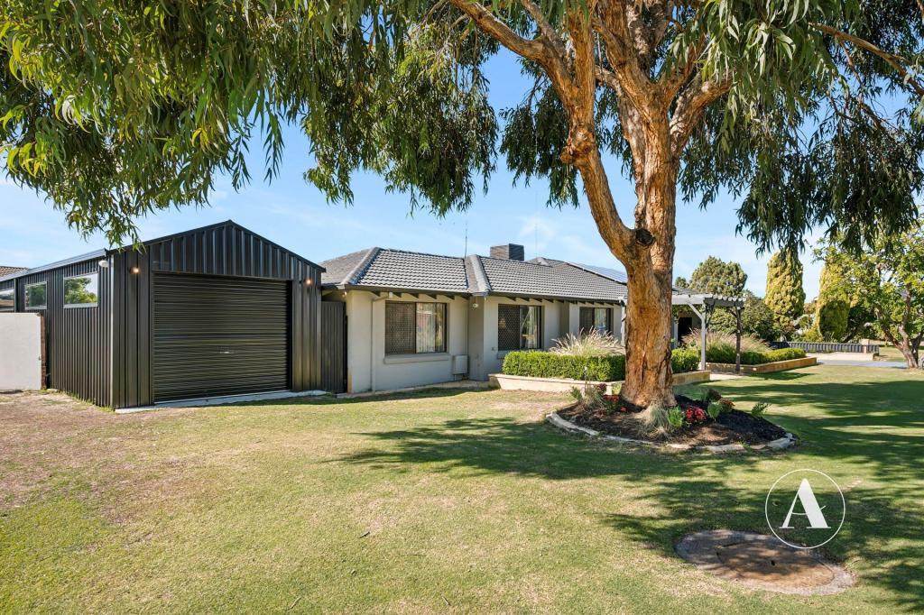 2 Crown Ct, Thornlie, WA 6108