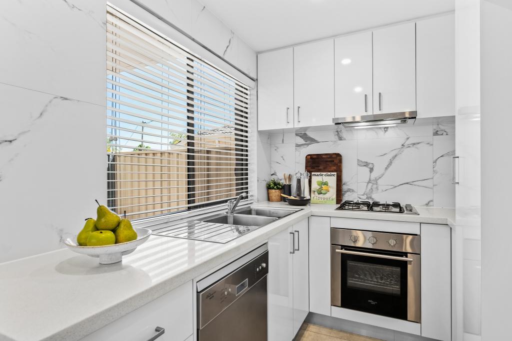 1/2 Croesus St, Morley, WA 6062