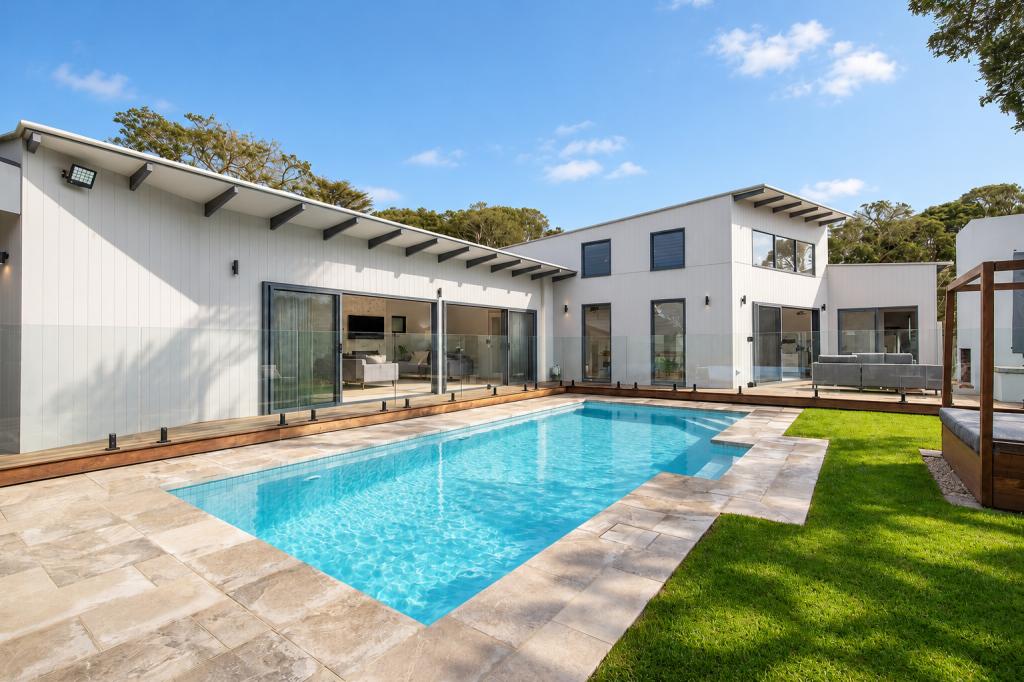 2 Foam Ave, Blairgowrie, VIC 3942