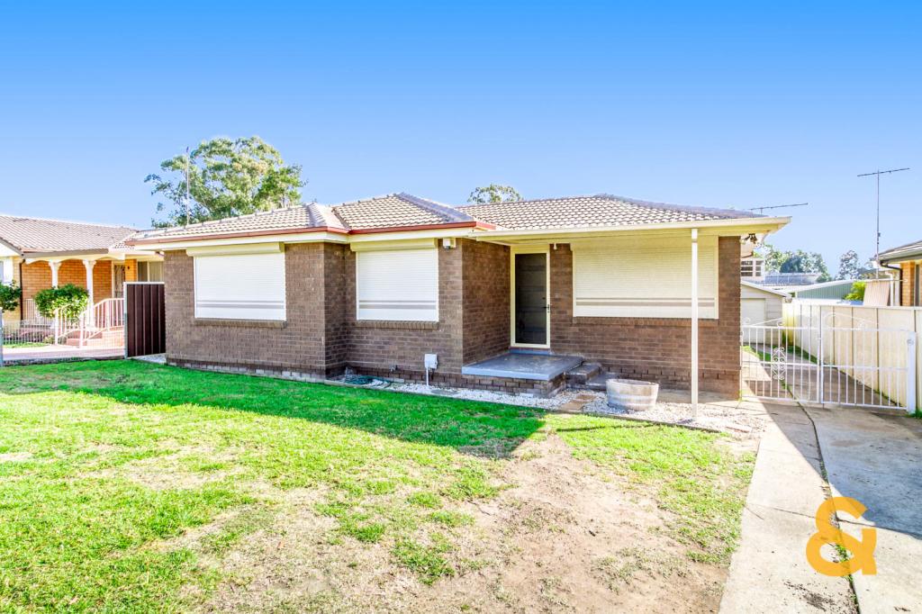 15 Medlow Dr, Quakers Hill, NSW 2763