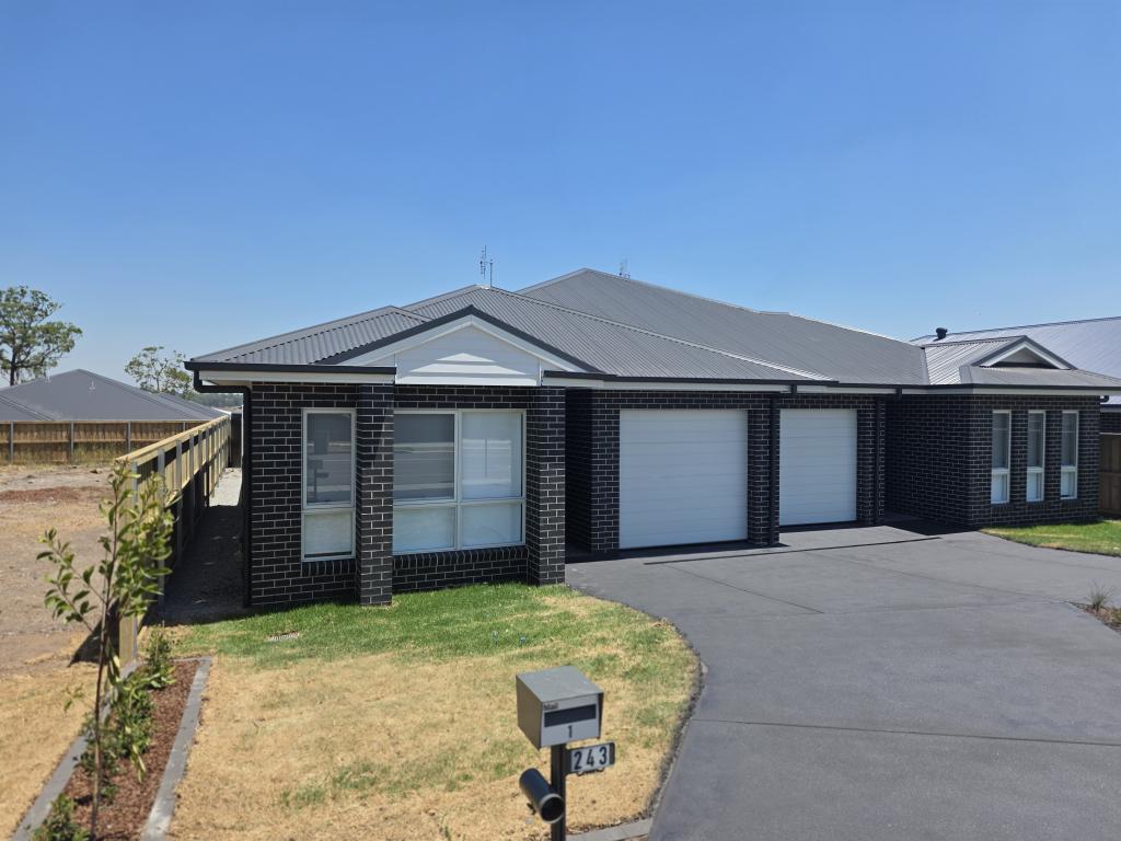 1/243 Settlers Bvd, Chisholm, NSW 2322