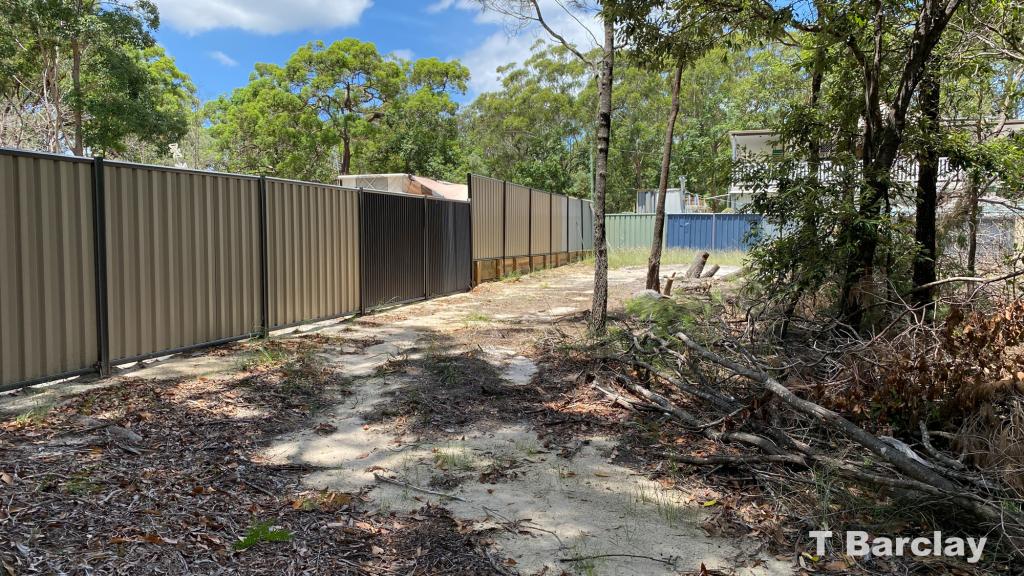 14 Burke Ave, Russell Island, QLD 4184