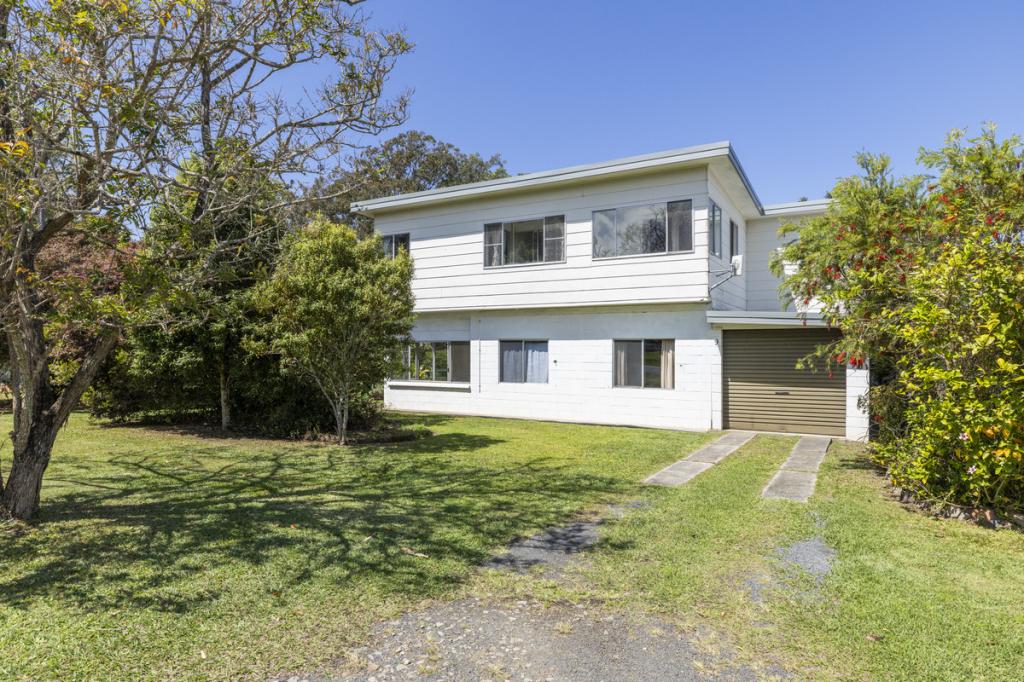 9 Wharf St, Woombah, NSW 2469