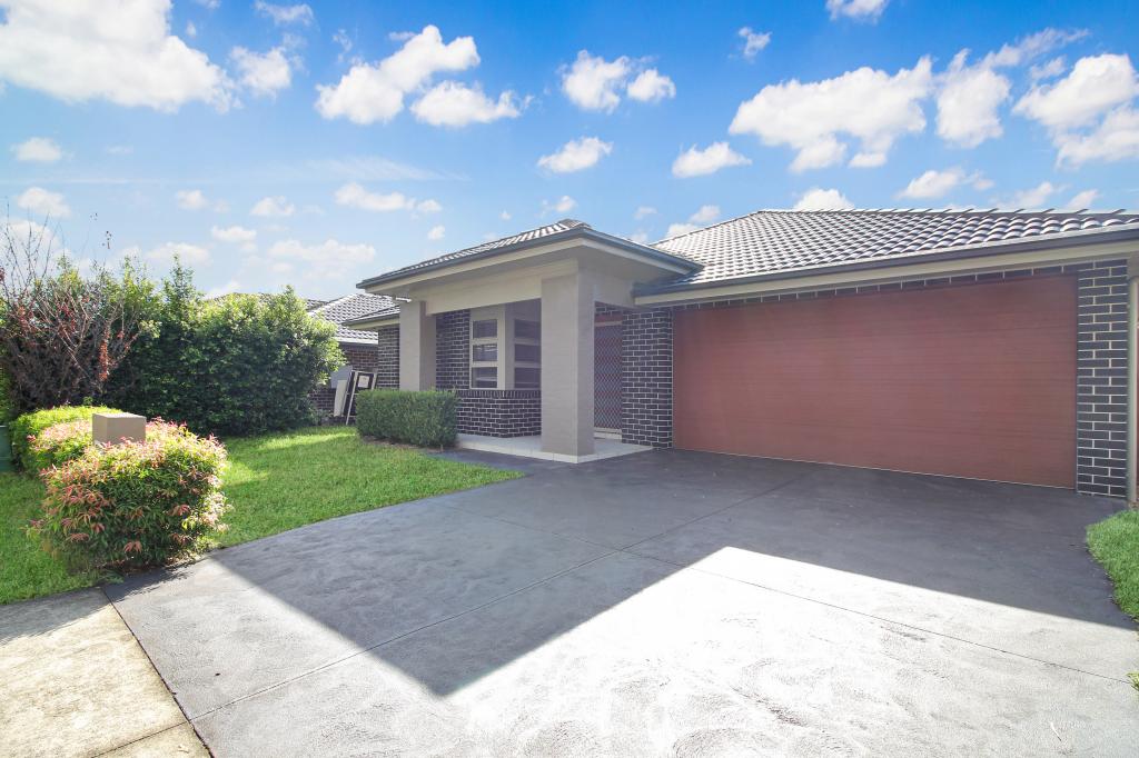 44 Diamond Hill Cct, Edmondson Park, NSW 2174