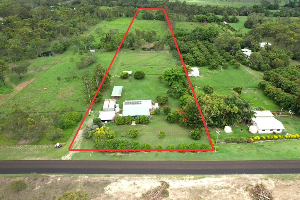 27 Flaggy Rock Rd, Clairview, QLD 4741