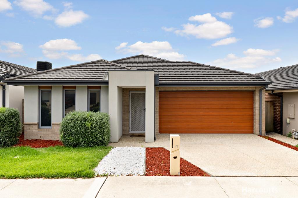 17 HEYBRIDGE ST, CLYDE, VIC 3978