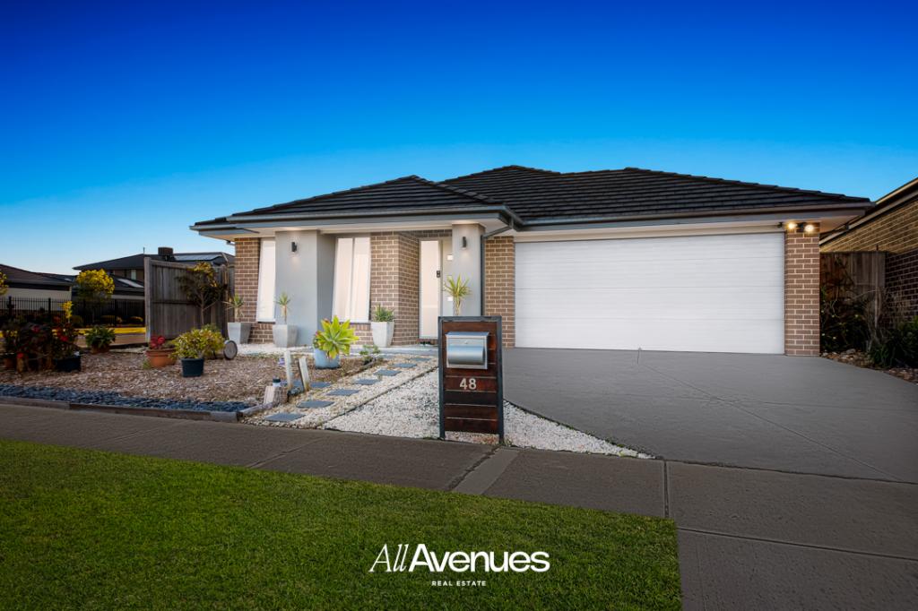 48 Elmsford Cres, Cranbourne West, VIC 3977