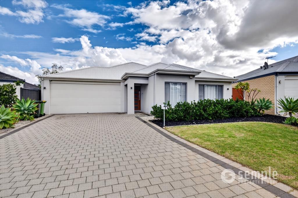 8 GLADALAN WAY, PIARA WATERS, WA 6112