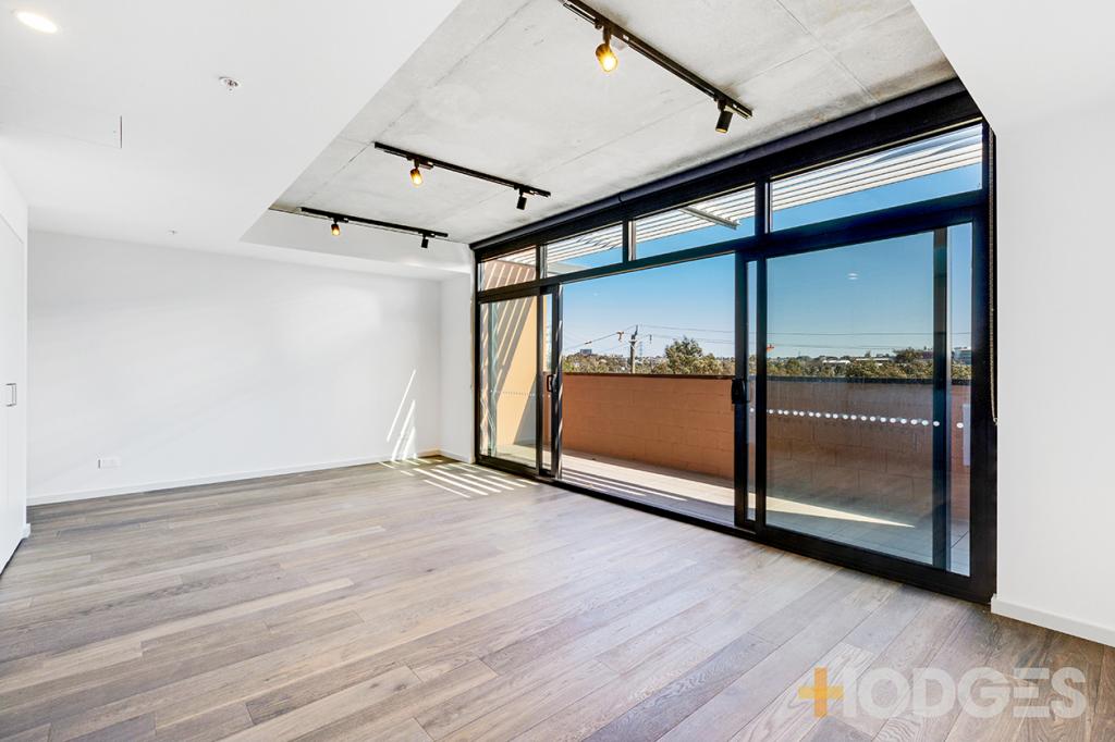 340/77 Hobsons Rd, Kensington, VIC 3031