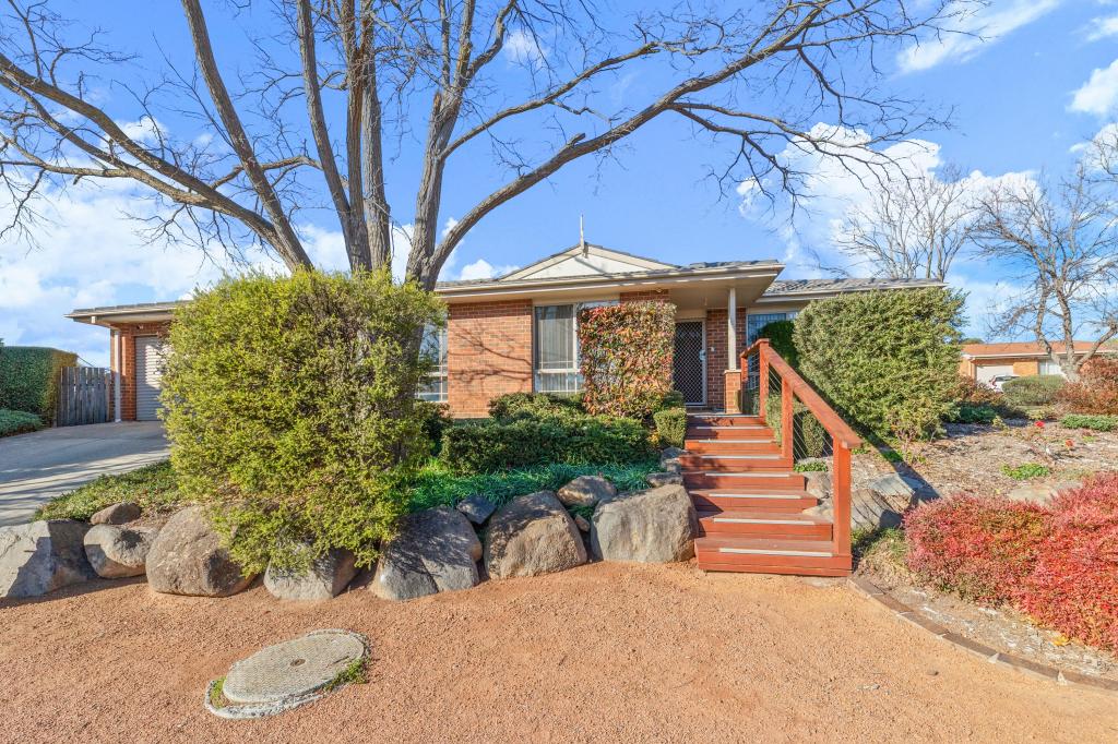 54 Evelyn Owen Cres, Dunlop, ACT 2615
