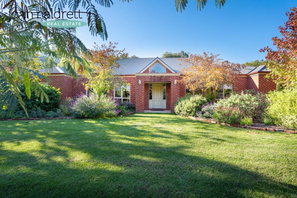 6 Lambourn Dr, West Wodonga, VIC 3690