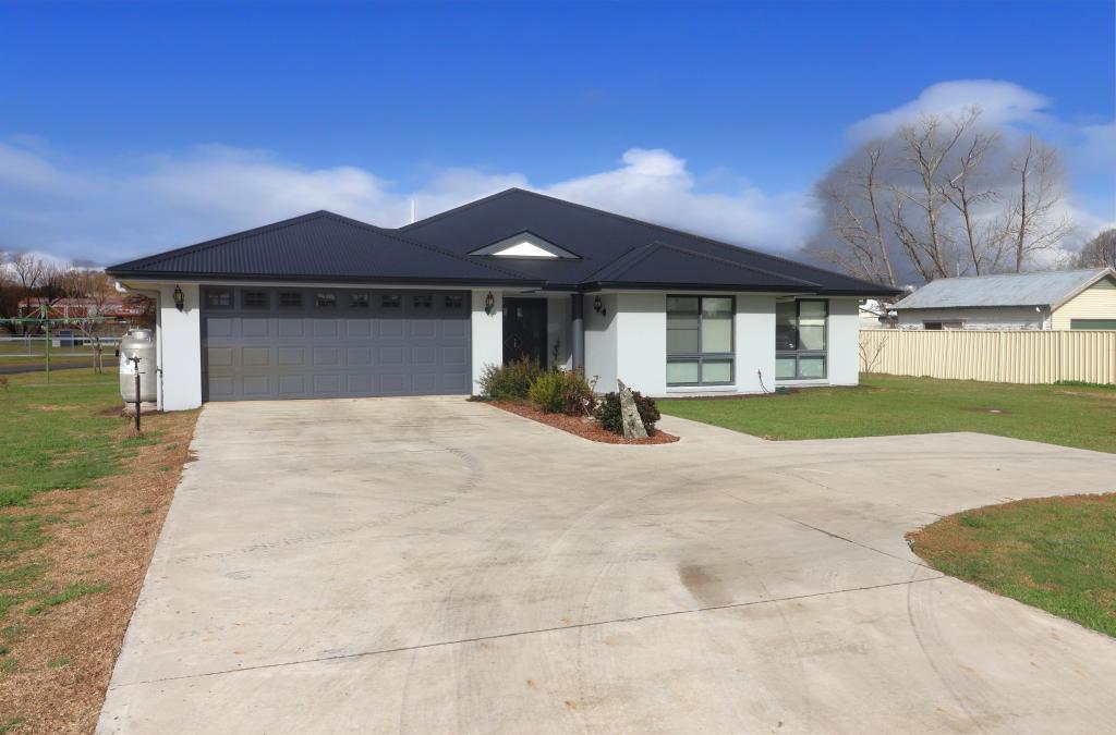 423 GREY ST, GLEN INNES, NSW 2370