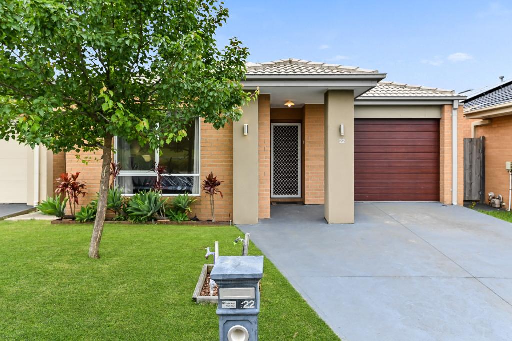 22 Greenslate St, Clyde North, VIC 3978