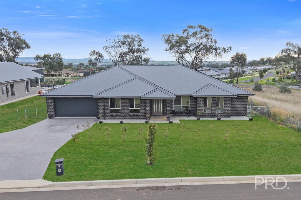 31 GLENMORE DR, TAMWORTH, NSW 2340