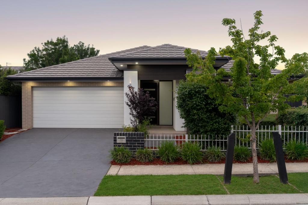 26 Scout St, Leppington, NSW 2179