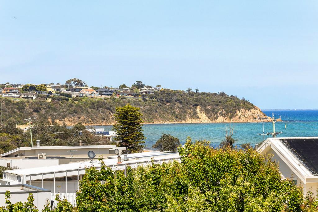 5 VICTORIA CRES, MOUNT MARTHA, VIC 3934